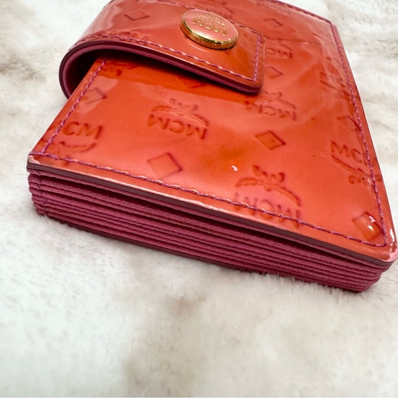 SOLD - Picture 5 of 8